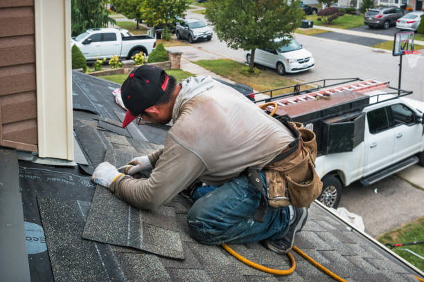Professional Roofing technician working in Pleasantville, OH
